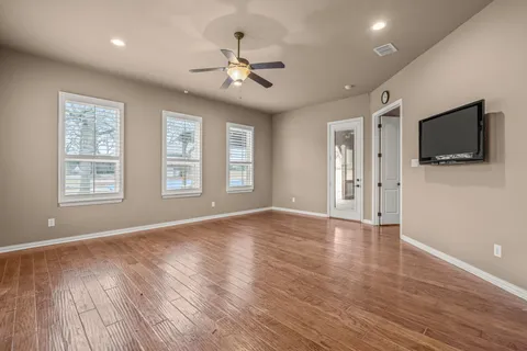 $725,000 | 211 Pack Saddle Trail, Weatherford, TX 76088