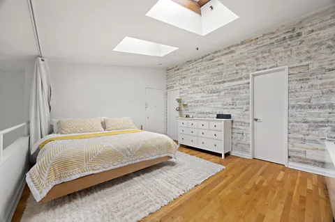 $895,000 | 124 Atlantic Avenue, Unit A4H | Cobble Hill