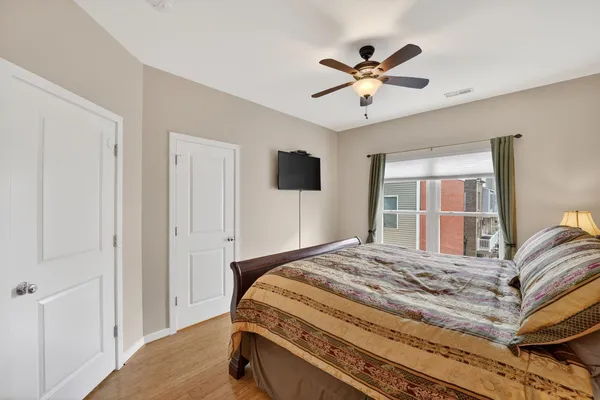 $1,175,000 | 814 3rd Street Southeast, Washington, DC 20003