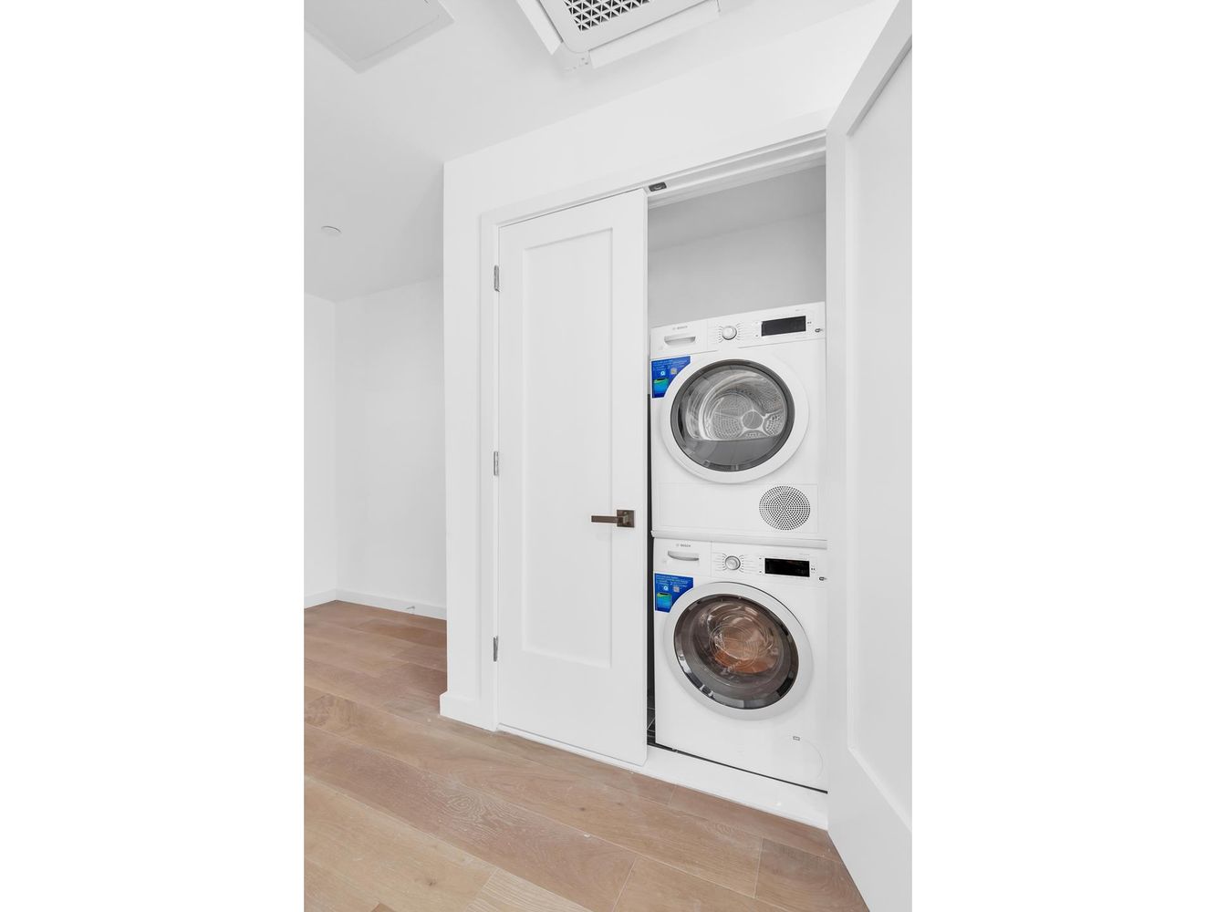 250 Manhattan Avenue, Unit 3F Brooklyn, NY 11211 - Photo 5 of 7 a view of washer and dryer