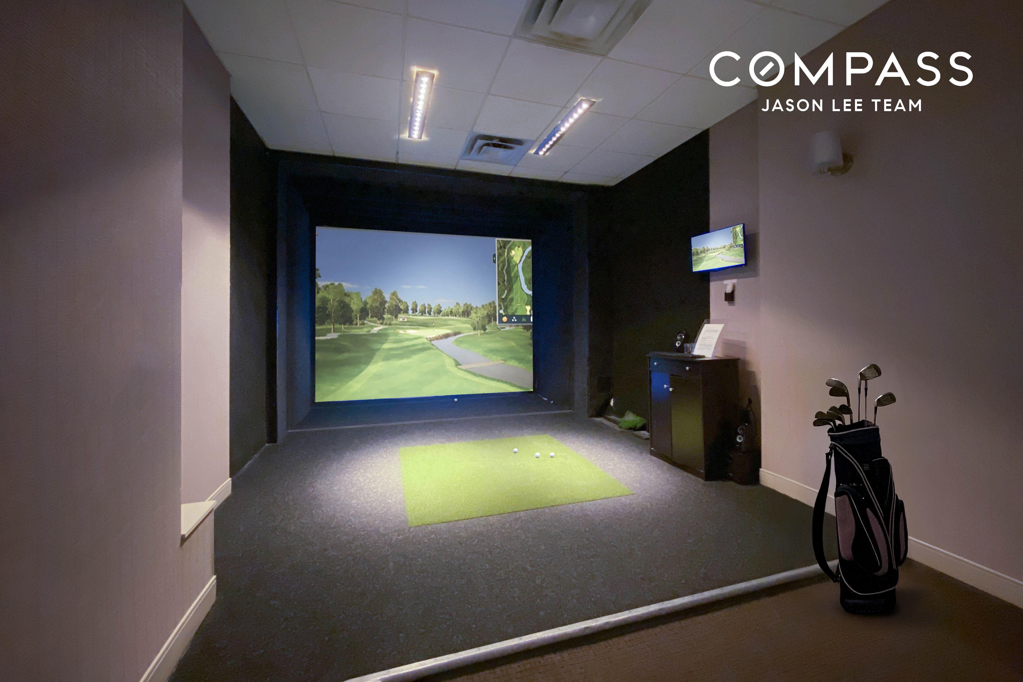 330 East 38th Street, Unit 38E Manhattan, NY 10016 - Photo 28 of 35 a view of a projector room