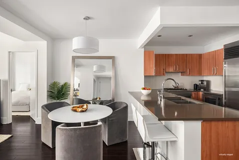 $1,990,000 | 125 West 22nd Street, Unit 9C | Chelsea