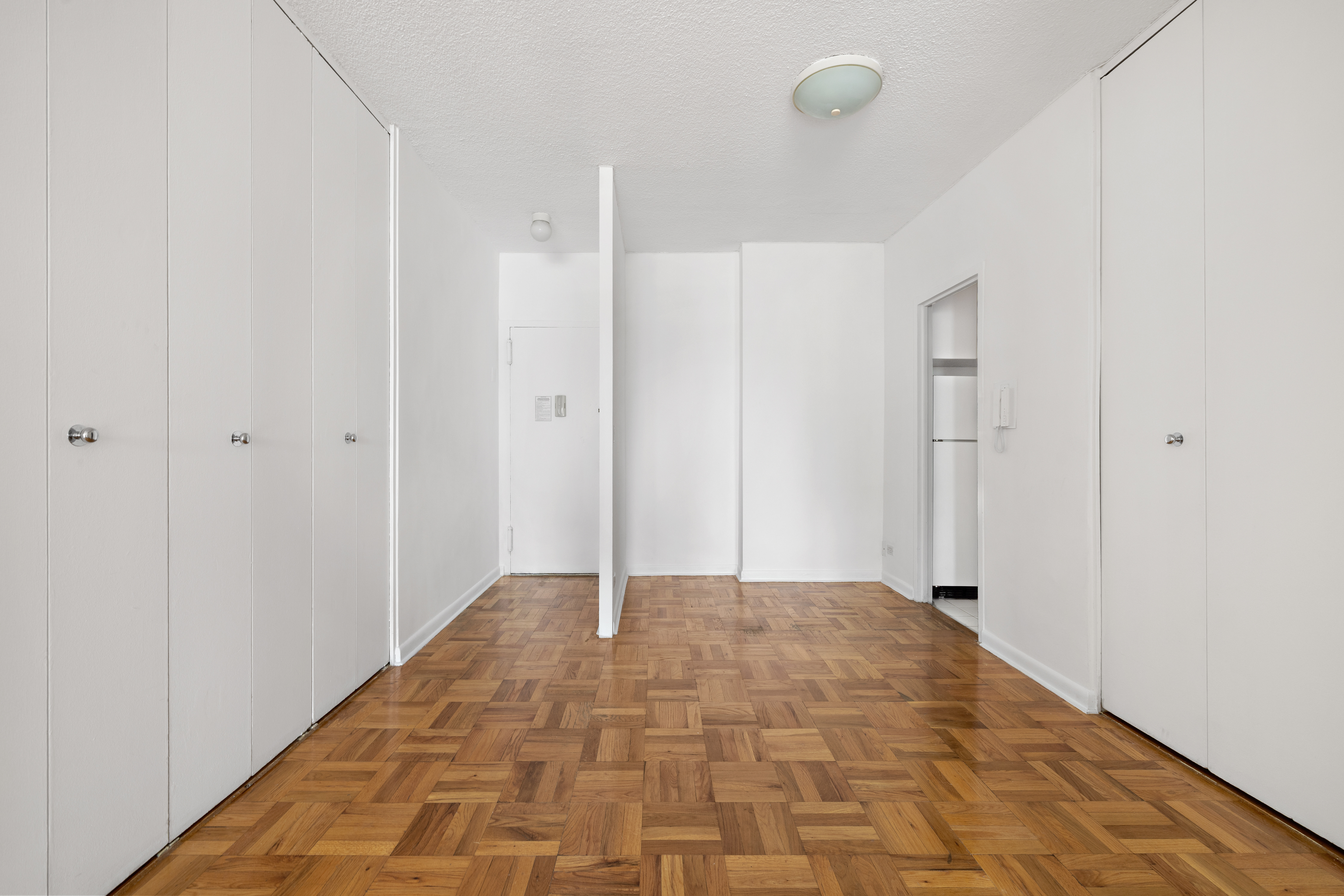 60 East 8th Street, Unit 15D Manhattan, NY 10003 - Photo 4 of 14