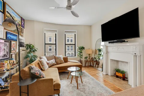 $649,000 | 242 West 104th Street, Unit 4EF | Upper West Side