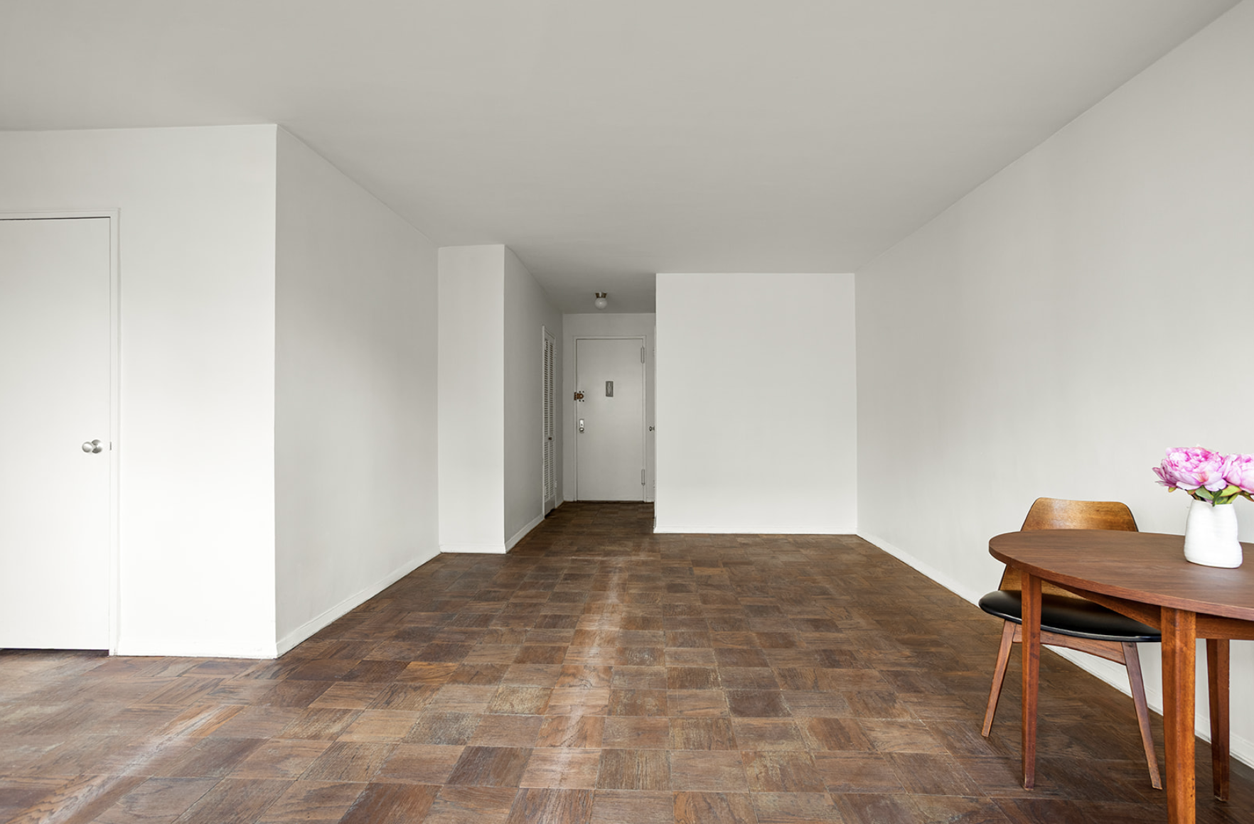 160 West End Avenue, Unit 11L Manhattan, NY 10023 - Photo 4 of 9