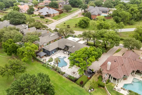 $2,600,000 | 3907 Fox Glen Drive, Irving, TX 75062