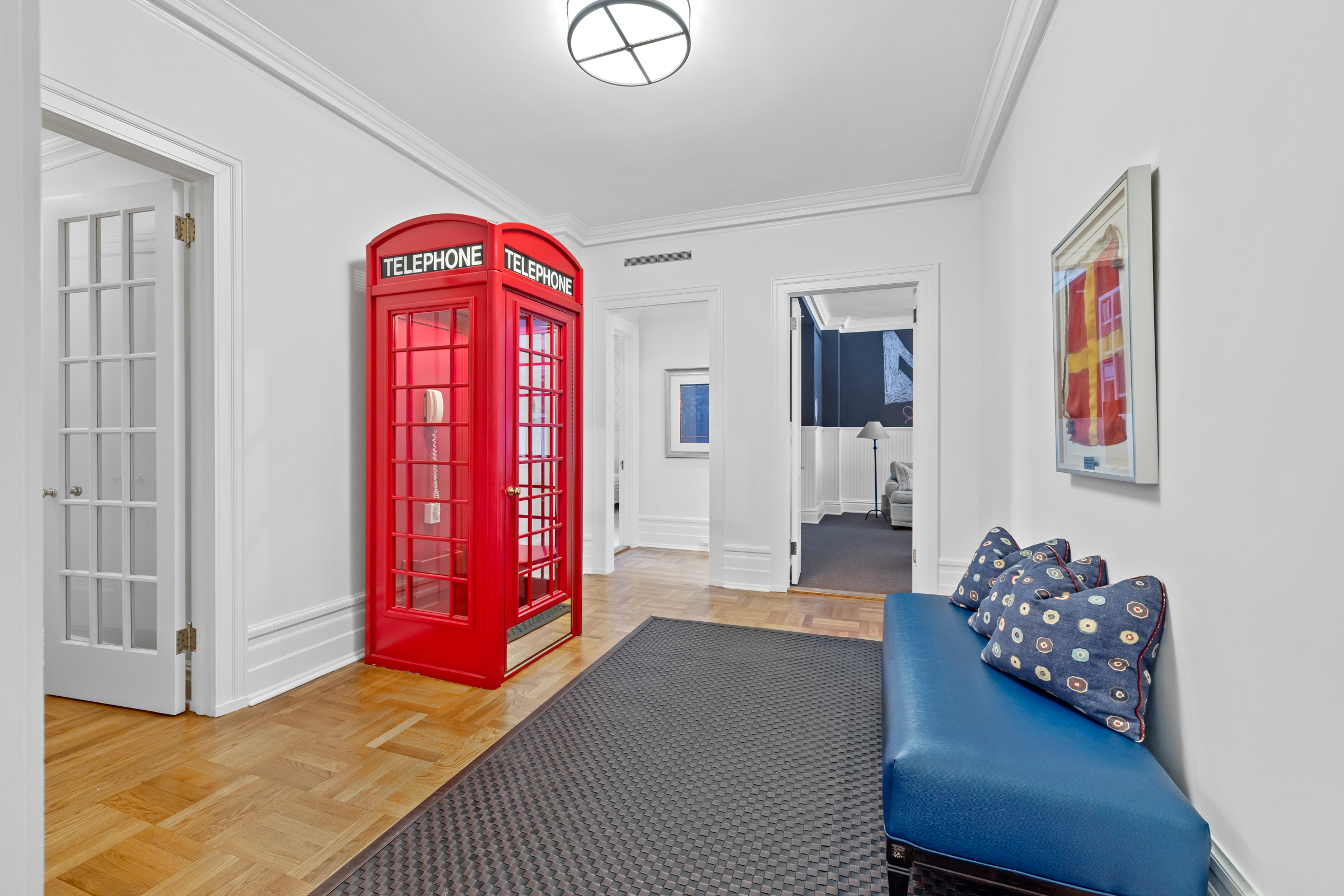 325 West End Avenue, Unit 6AB Manhattan, NY 10023 - Photo 12 of 22 a living room with furniture