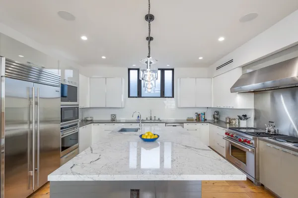 $3,825,000 | 2325 Cloy Avenue, Venice, CA 90291