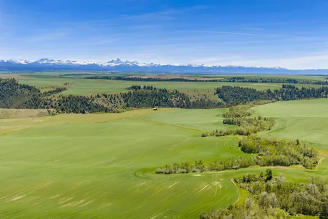 $395,000 | 376 North 4350th St Street East, St. Anthony, ID 83445