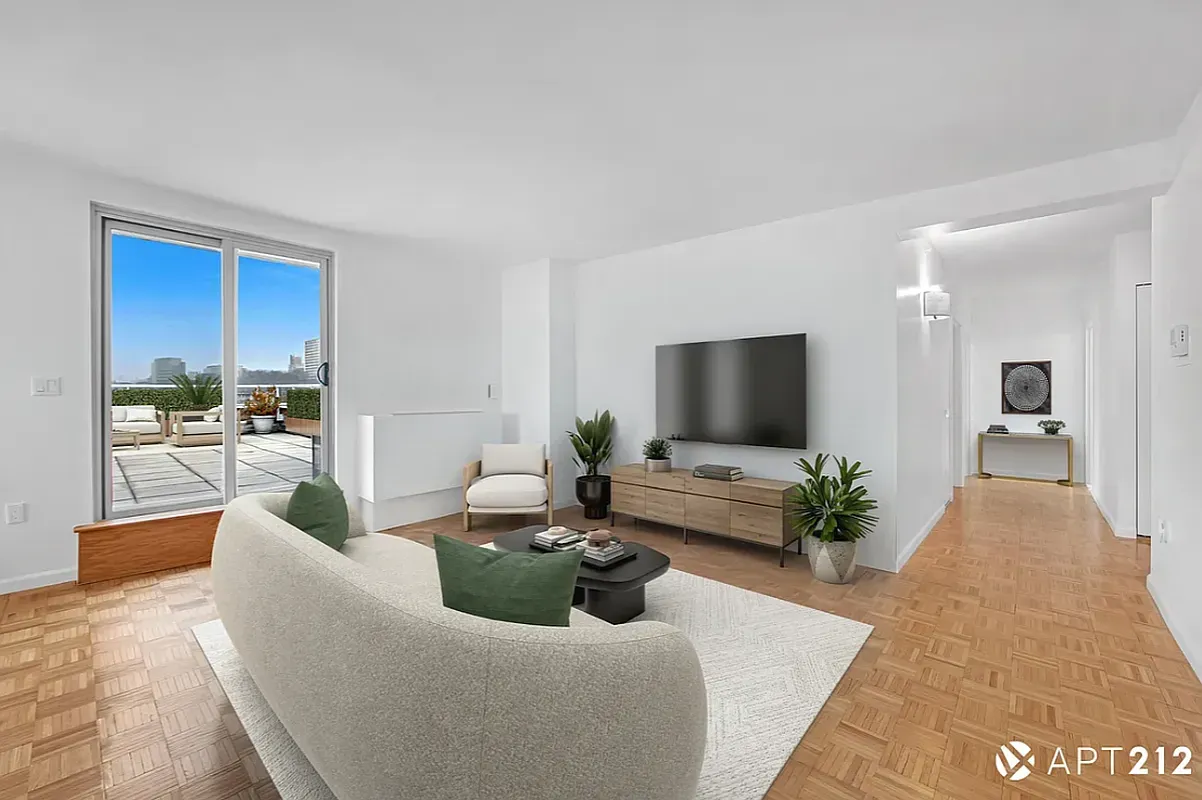 $1,130,000 | 330 West 145th Street, Unit PH6 | Central Harlem