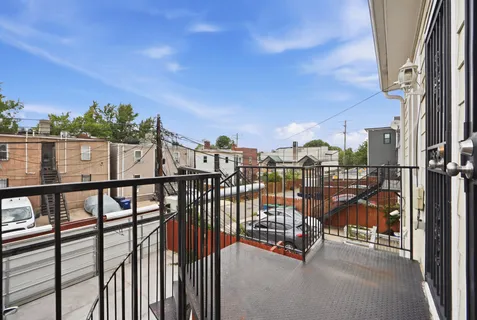 $324,900 | 1714 West Virginia Avenue Northeast, Unit 3, Washington, DC 20002