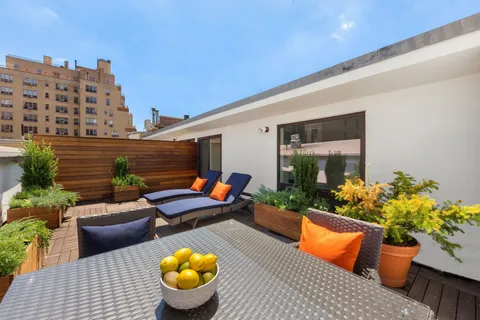 $2,495,000 | 205 East 22nd Street, Unit PHF | Gramercy