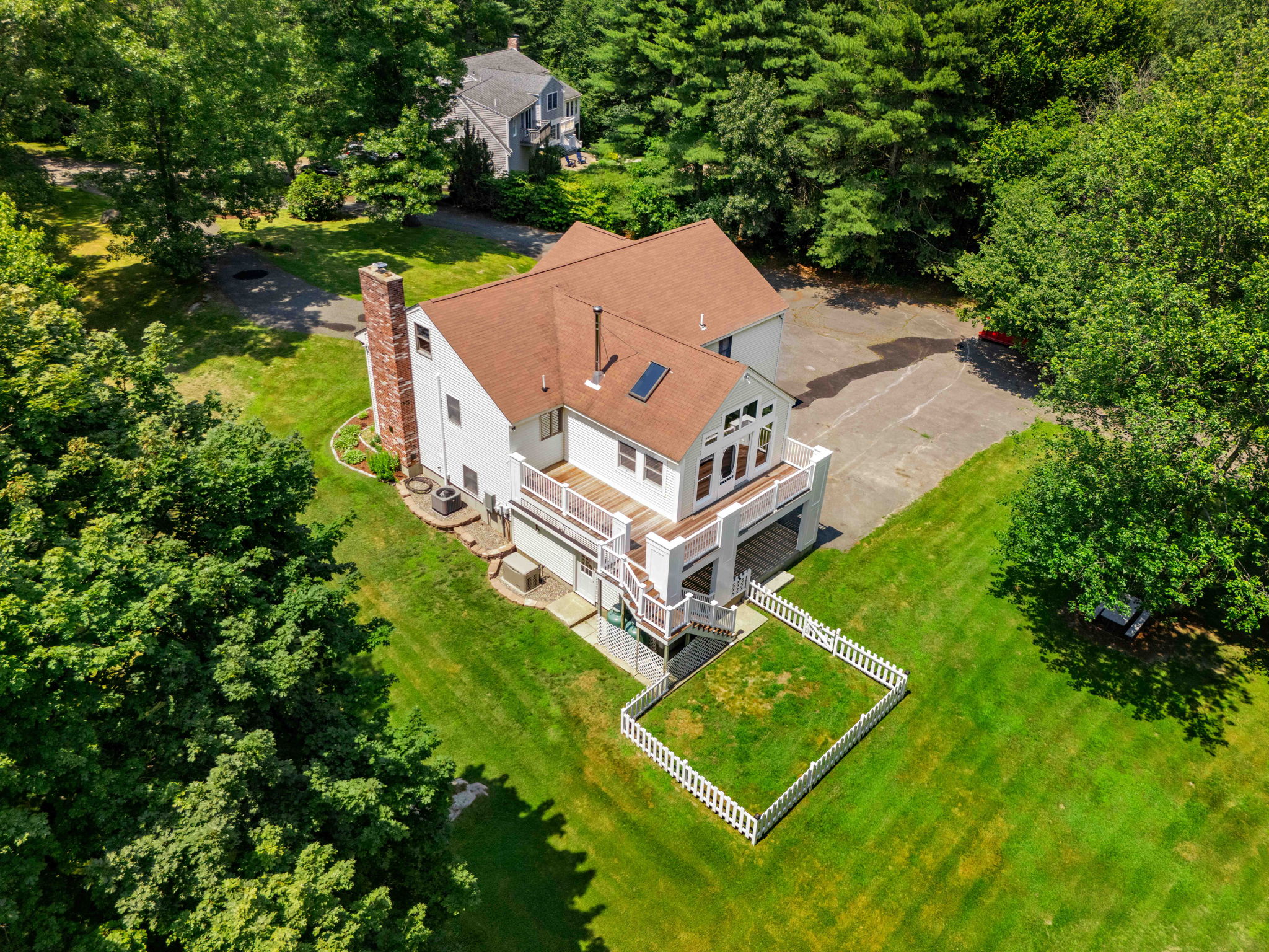 26 School Street Byfield, MA 01922 - Photo 6 of 32