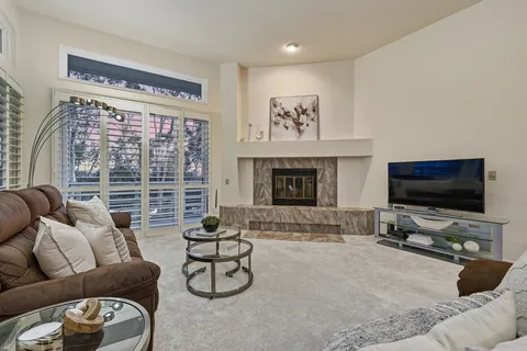 $985,000 | 11037 Caminito Vista Pacifica, San Diego, CA 92131