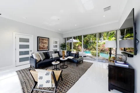 $1,725,000 | 1133 Northeast 88th Street, Miami, FL 33138