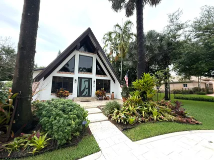 $1,490,000 | 14551 Southwest 24th Street, Davie, FL 33325