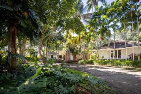 $18,500,000 | 9000 Arvida Drive, Coral Gables, FL 33156