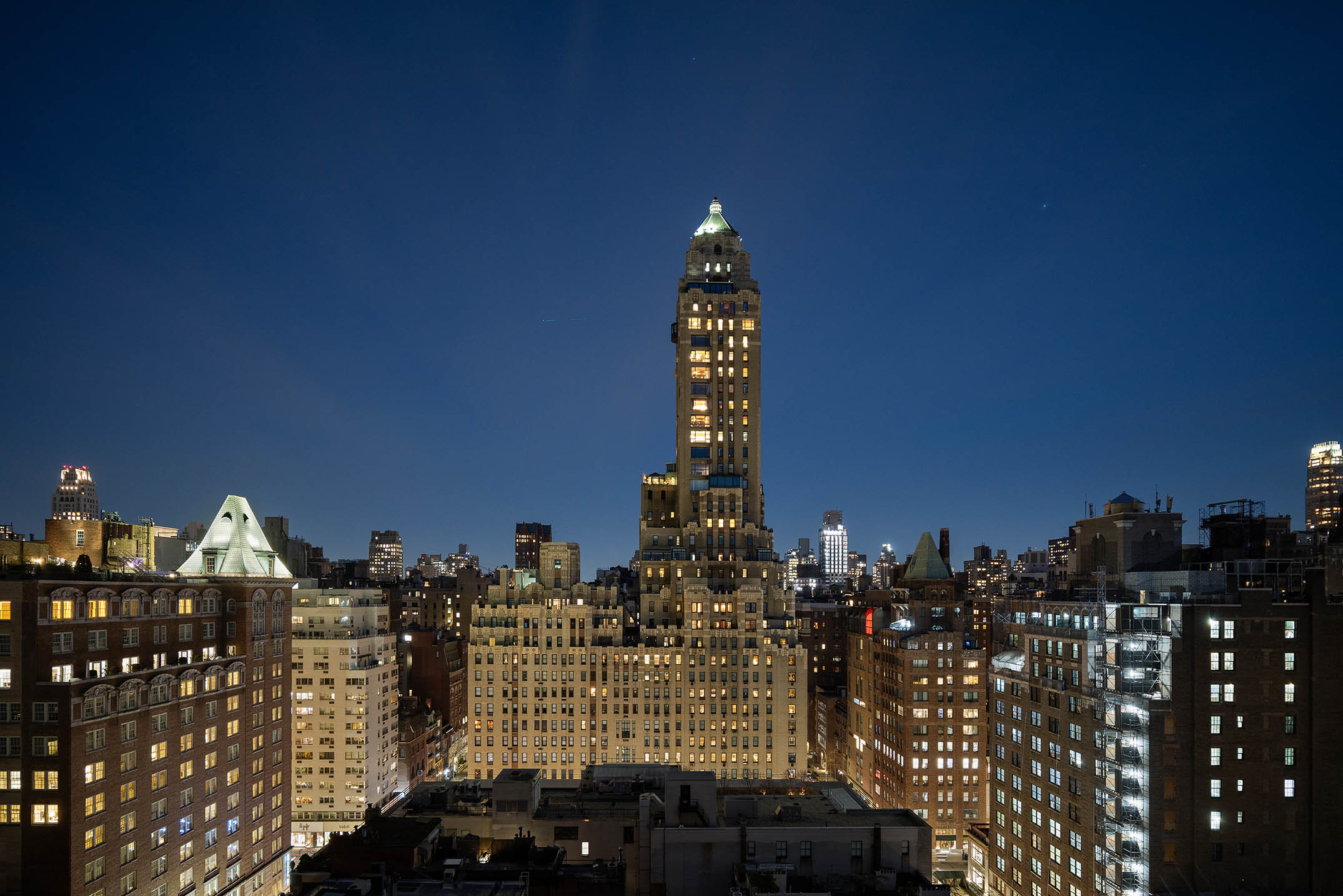 953 5th Avenue, Unit PH Manhattan, NY 10075 - Photo 25 of 27 a view of city