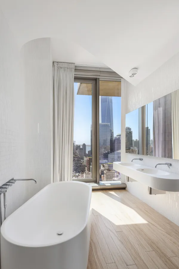 $28,000 | 56 Leonard Street, Unit 35AWEST | TriBeCa