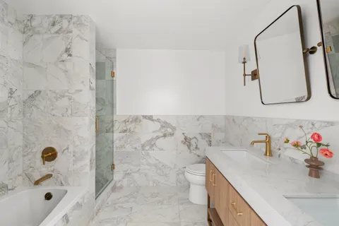 $1,995,000 | 364 Myrtle Avenue, Unit 2B | Fort Greene