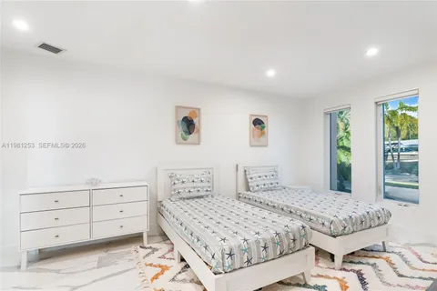 $7,199,999 | 7810 Miami View Drive, North Bay Village, FL 33141