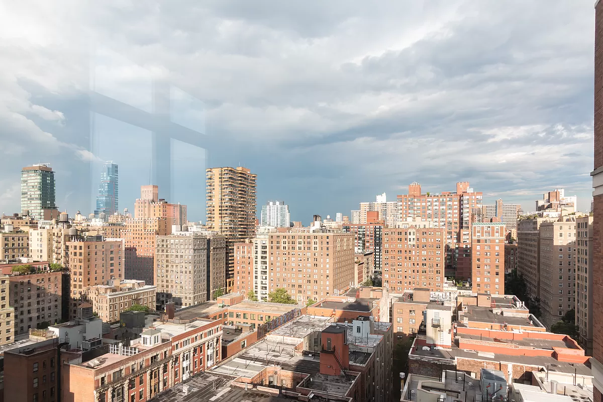 222 Riverside Drive, Unit PH2E Manhattan, NY 10025 - Photo 7 of 18 a view of city