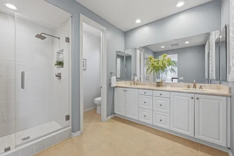 $1,379,000 | 21445 Hayley Lane, Huntington Beach, CA 92646