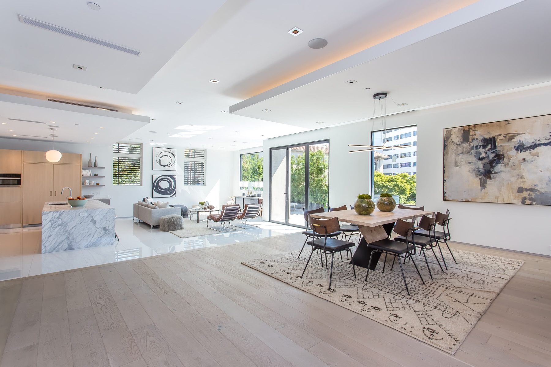 1413 Queens Road West Hollywood, CA 90069 - Photo 9 of 30