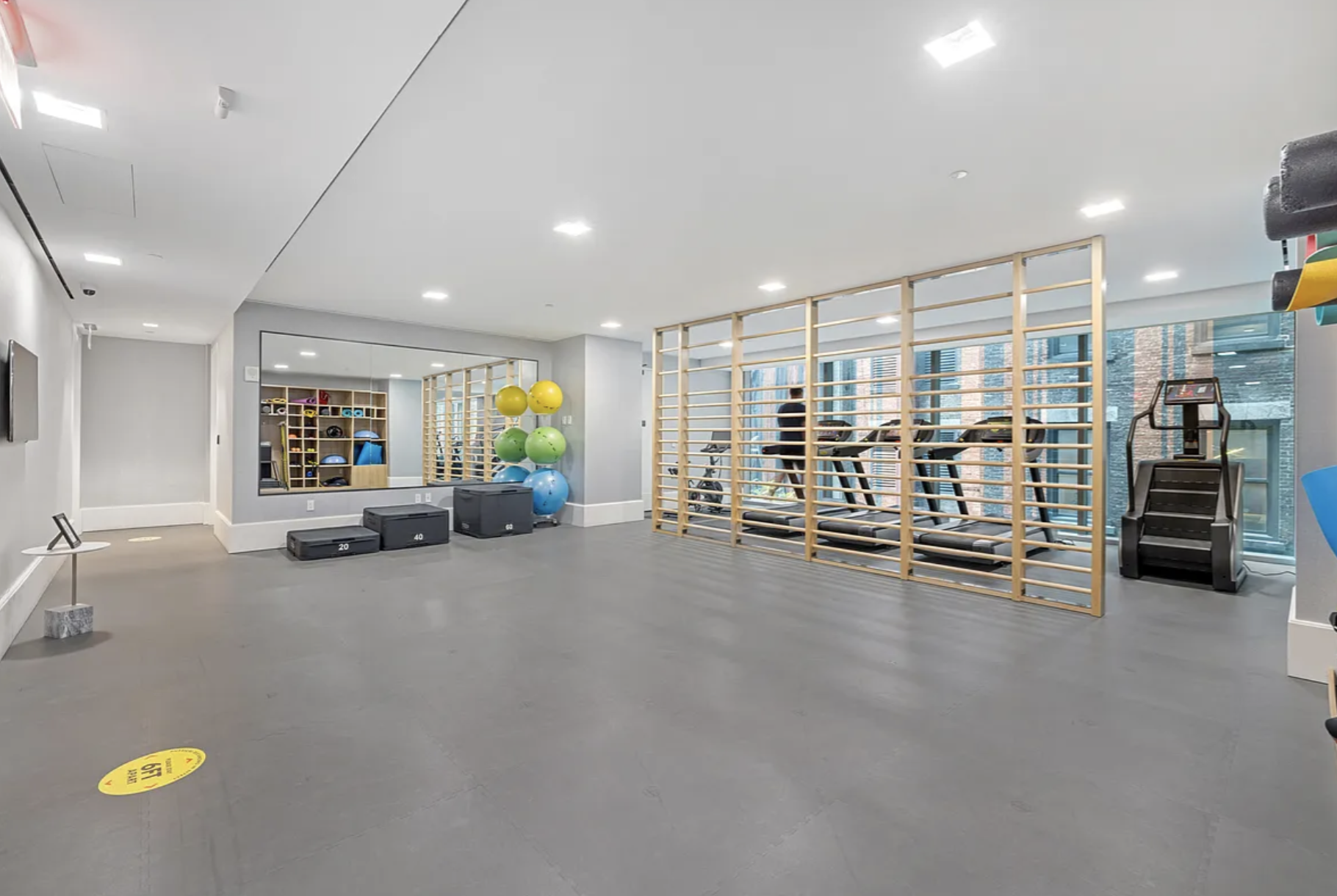 45 East 22nd Street, Unit 42B Manhattan, NY 10010 - Photo 19 of 23 a view of a room with gym equipment