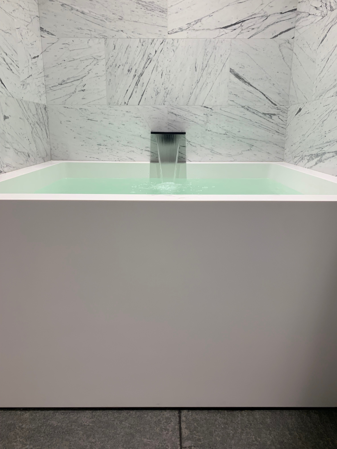 177 9th Avenue, Unit 5H Manhattan, NY 10011 - Photo 12 of 20 a close up of a bathtub