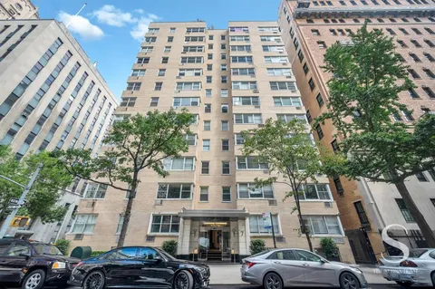$675,000 | 7 Lexington Avenue, Unit 5E | Gramercy