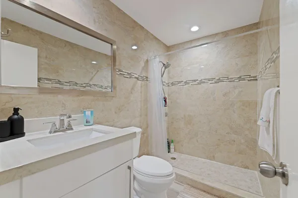 Contact Agent | 1031 Citrus Way, Unit 102D, Delray Beach, FL 33445