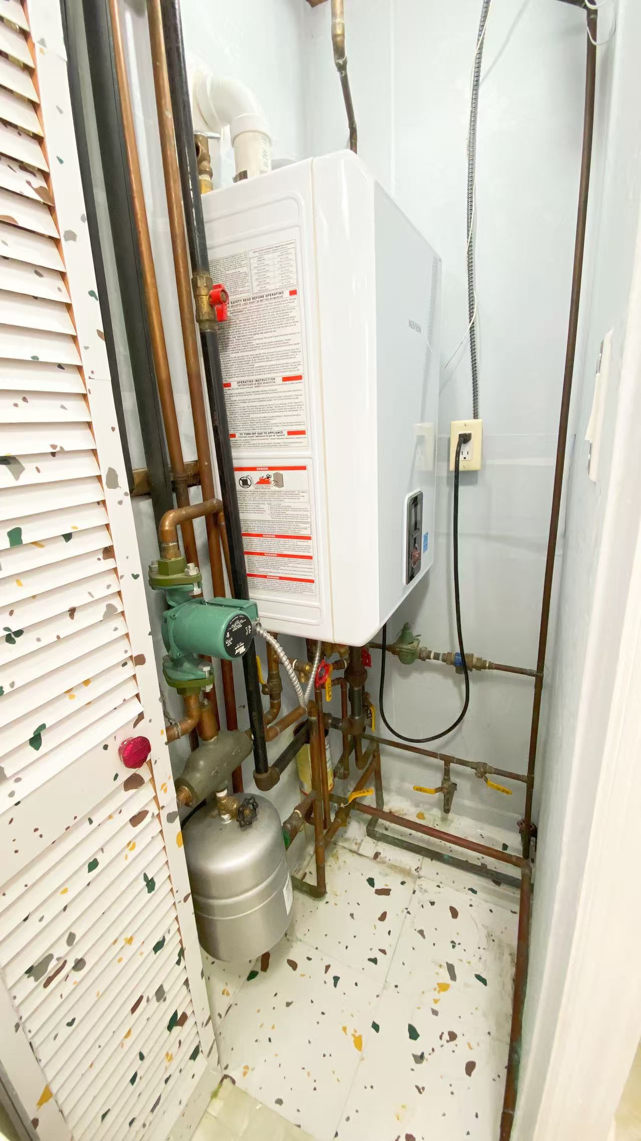 10 Church Street Queens, NY 11414 - Photo 10 of 14 a bathroom with a sink toilet and shower