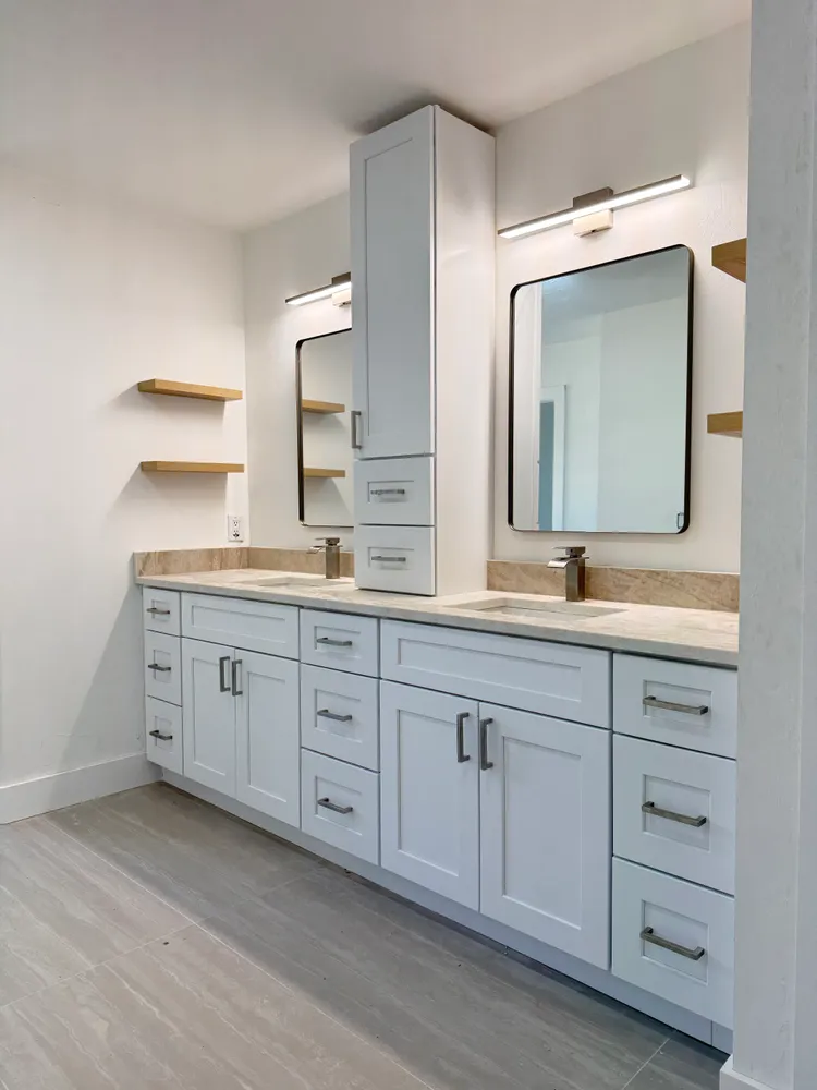 $799,000 | 440 33rd Avenue Northeast, Naples, FL 34120