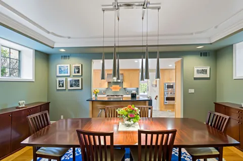 $3,000,000 | 616 Lakeview Way, Redwood City, CA 94062