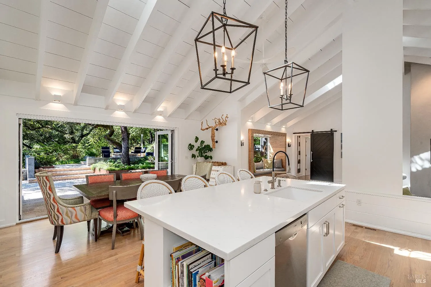 807 Wild Oak Drive Santa Rosa, CA 95409 - Photo 13 of 53