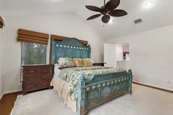 $449,000 | 3930 Knollcrest Drive, Montgomery, TX 77356