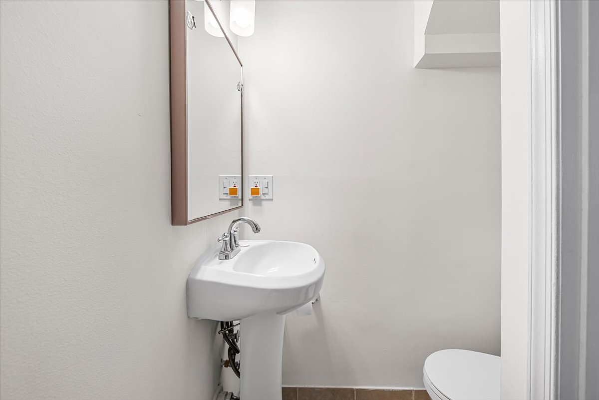 1914 Dennis Avenue Silver Spring, MD 20902 - Photo 19 of 28