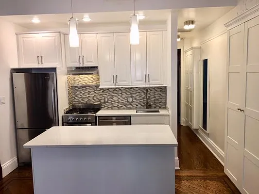 272 Berkeley Place, Unit 2 Brooklyn, NY 11217 - Photo 5 of 9