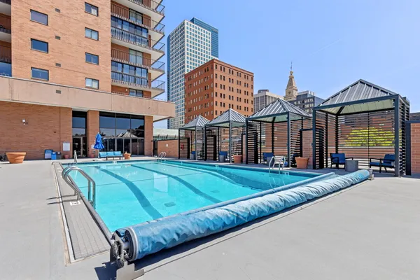 $600,000 | 1551 Larimer Street, Unit 2705, Denver, CO 80202