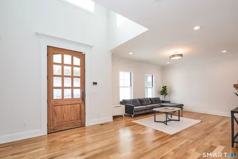 $3,000,000 | 70 Meadow Ridge Road, Fairfield, CT 06890