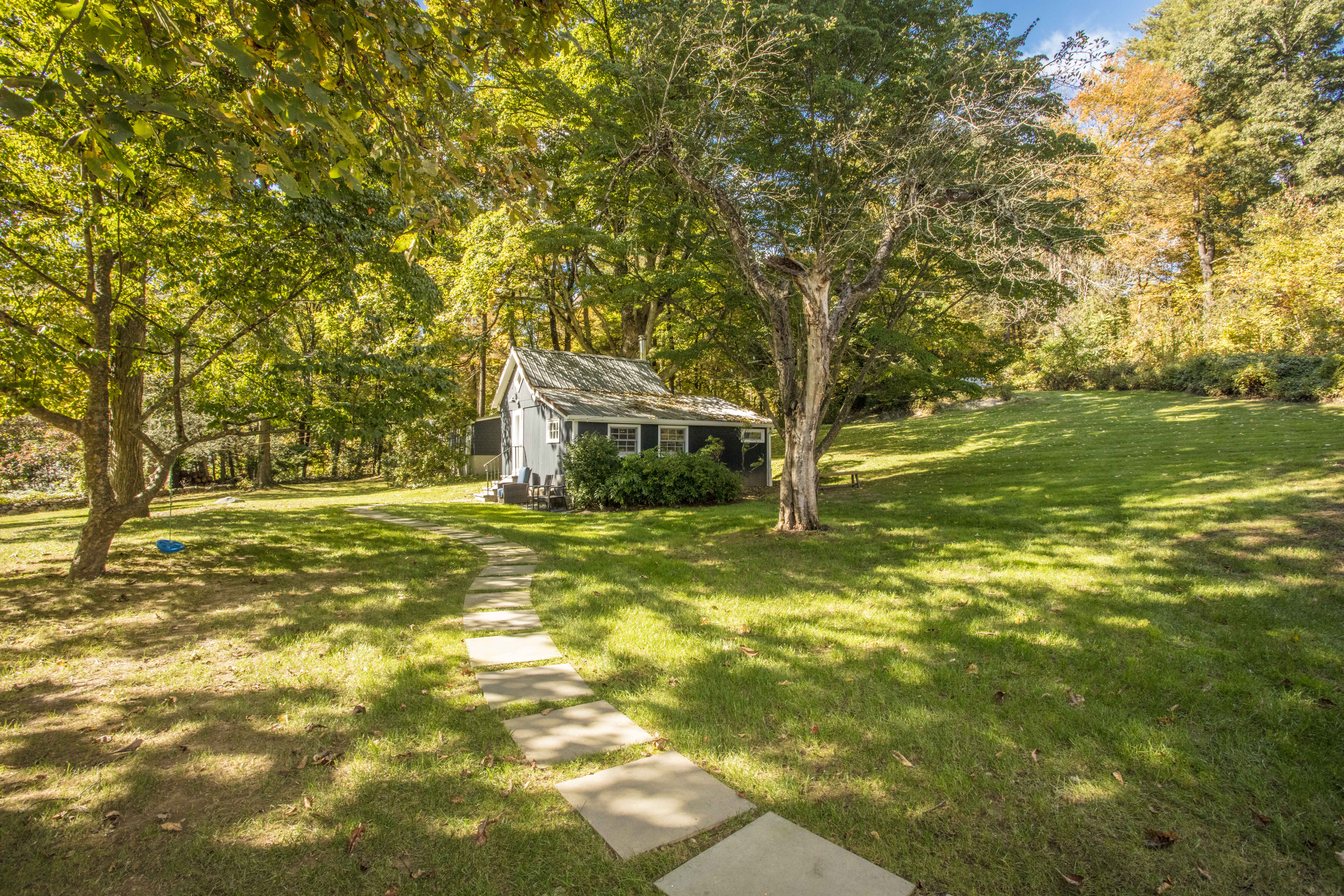 41 Harris Road Katonah, NY 10536 - Photo 40 of 48 a view of a house with a big yard