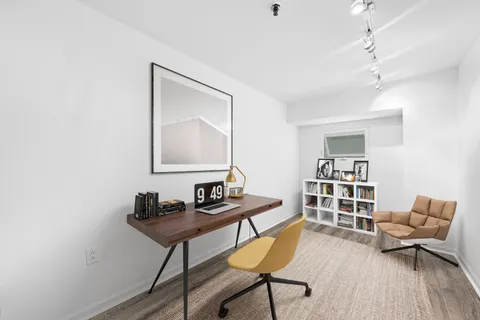 $3,000,000 | 40 West 17th Street, Unit PH12C | Flatiron