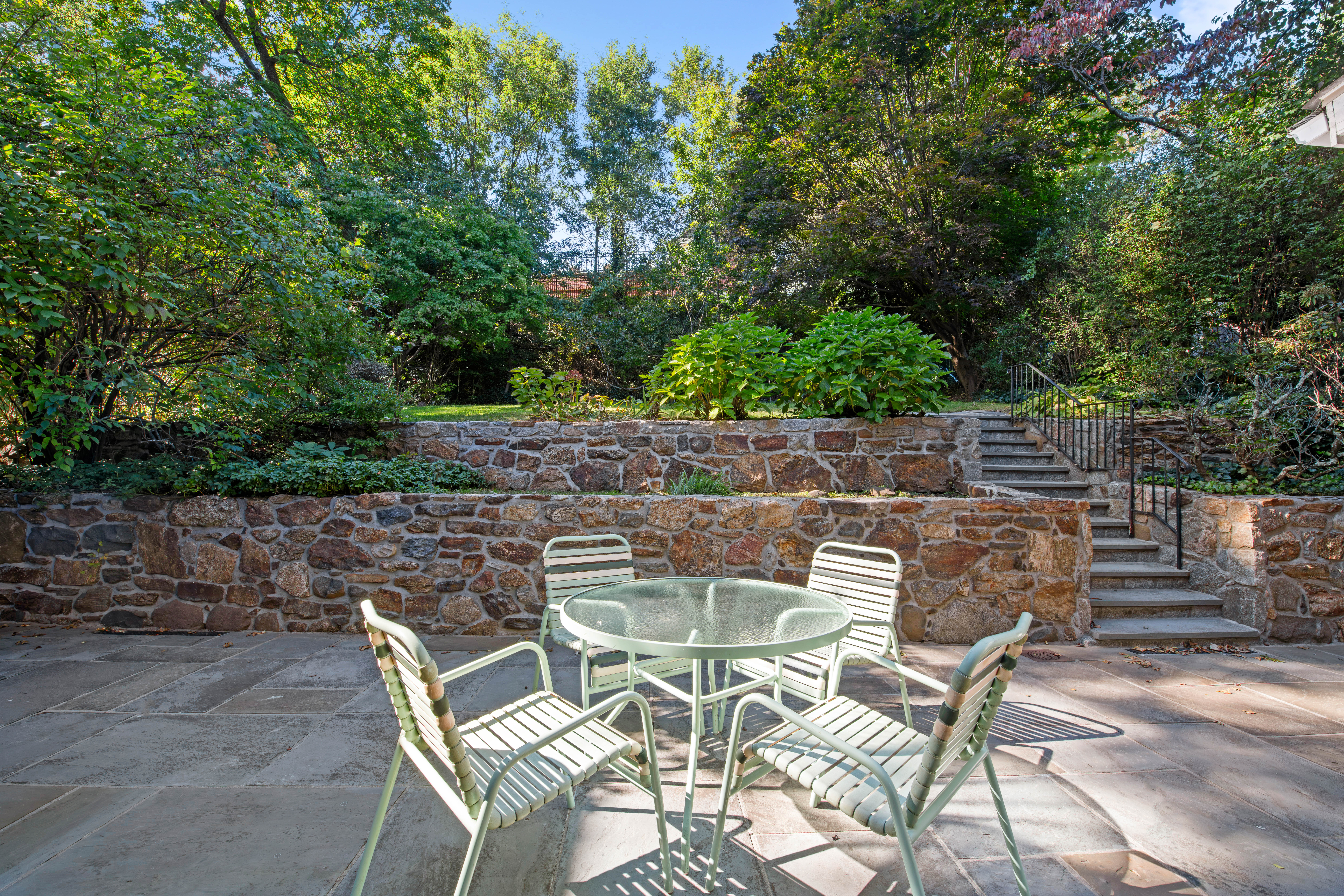 5037 Fieldston Road Bronx, NY 10471 - Photo 13 of 17