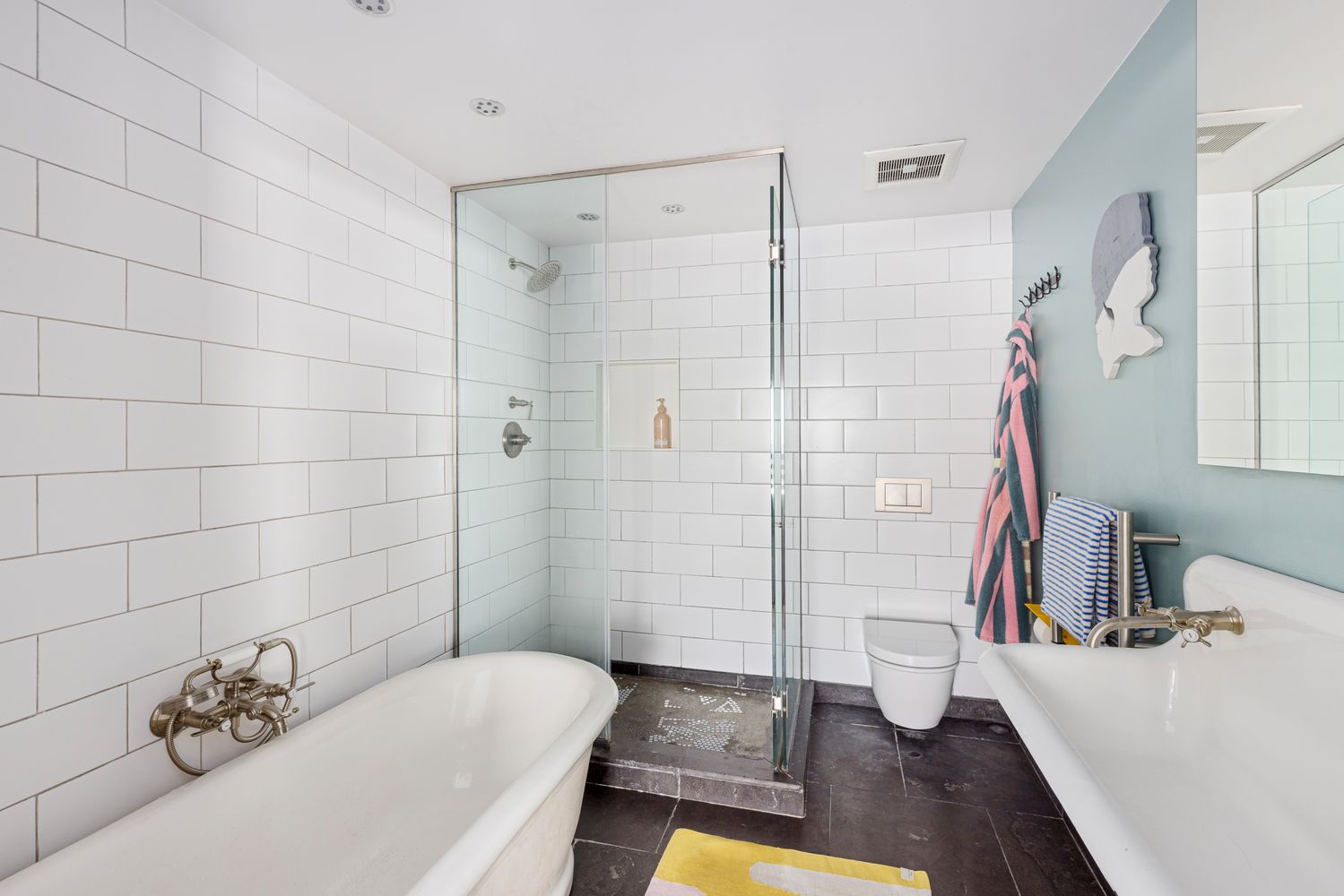 $4,400,000 | 113 A Columbia Street | Columbia Street Waterfront