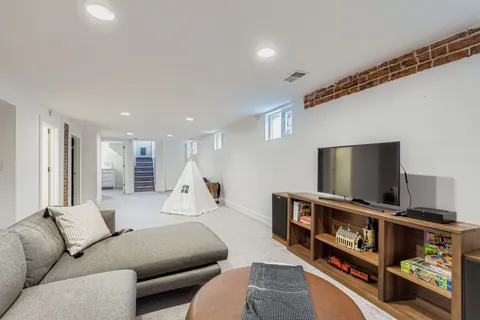 $1,025,000 | 2218 Cherry Street, Denver, CO 80207