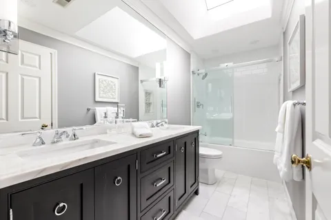 $1,559,000 | 2 Eden Circle, Westborough, MA 01581