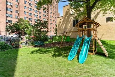 $629,000 | 230 Jay Street, Unit 10H | Downtown Brooklyn