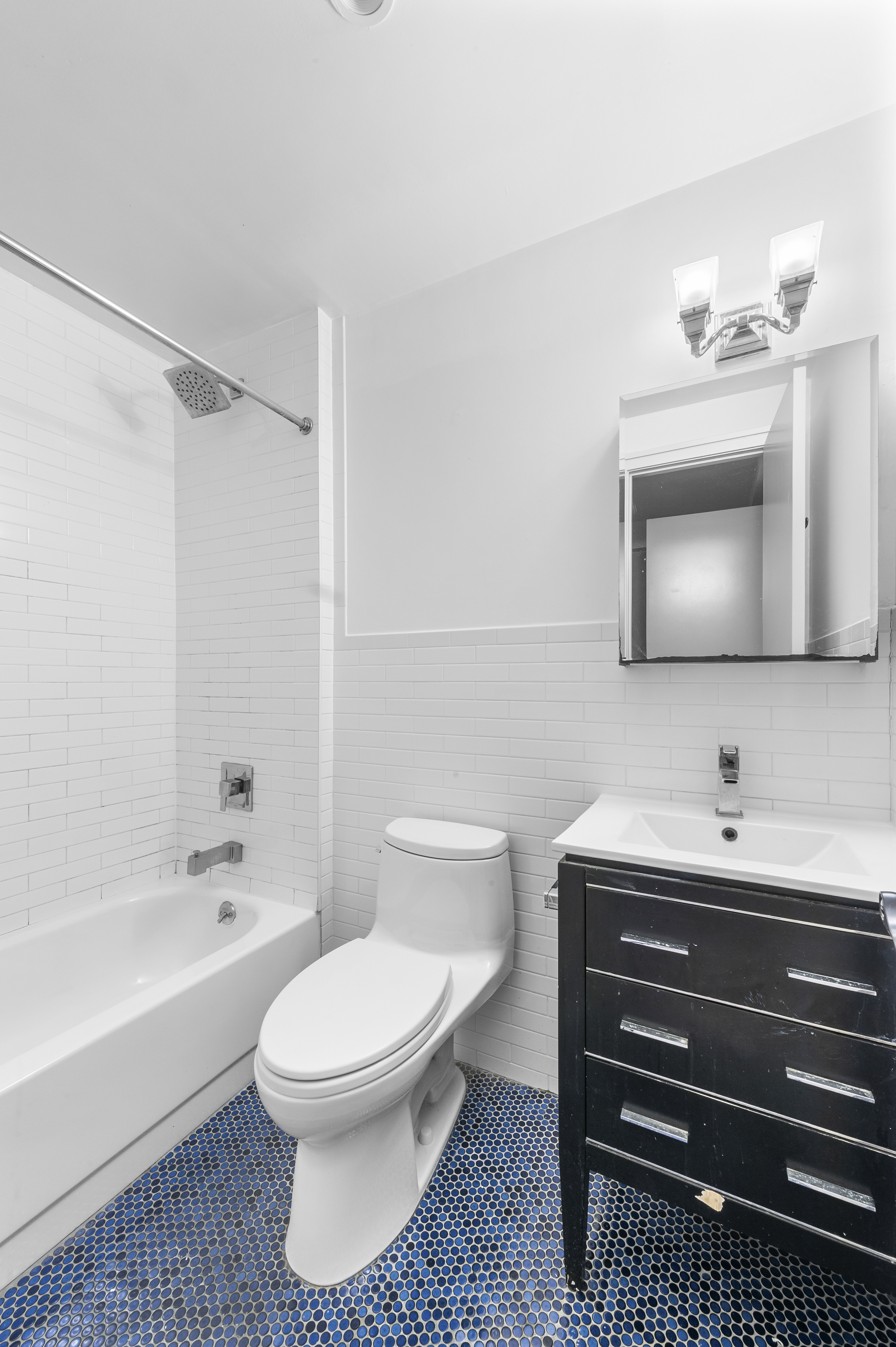 459 West 43rd Street, Unit 1B Manhattan, NY 10036 - Photo 7 of 10