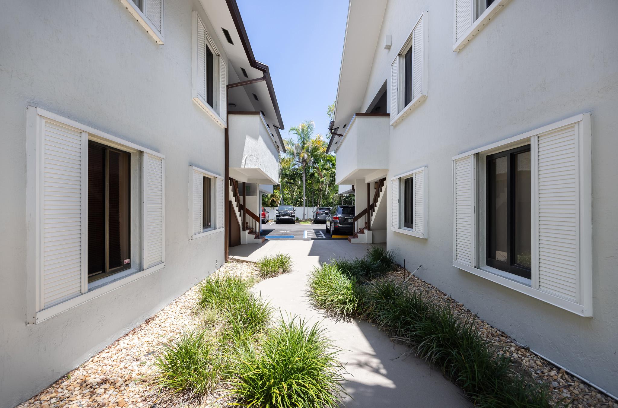 7731 Southwest 62nd Avenue, Unit 202 Miami, FL 33143 - Photo 5 of 18